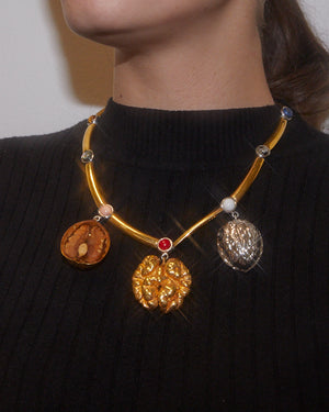 Collier Noix à louer