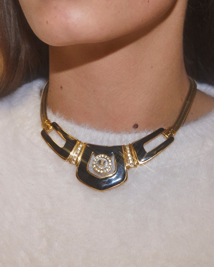 Collier plastron noir