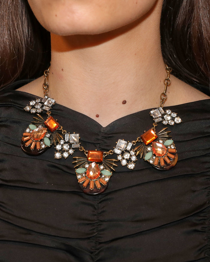 Collier motif en strass