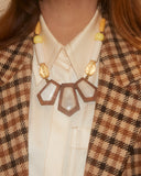 Collier en bois