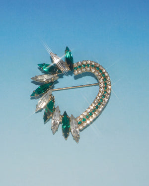 Broche coeur strass verts